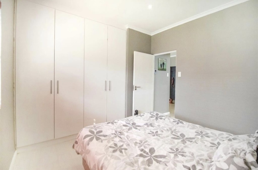 3 Bedroom Property for Sale in Pinelands Eastern Cape